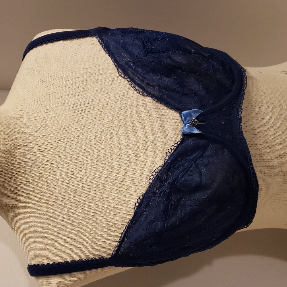 Body by Victoria unlined demi 36D
